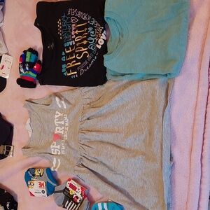 GIRLS 4-6 bundle with socks and gloves